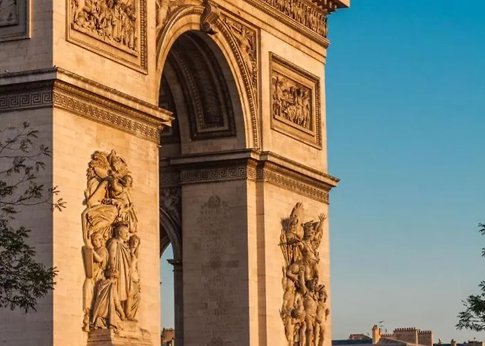 Champs-élysées Cosy