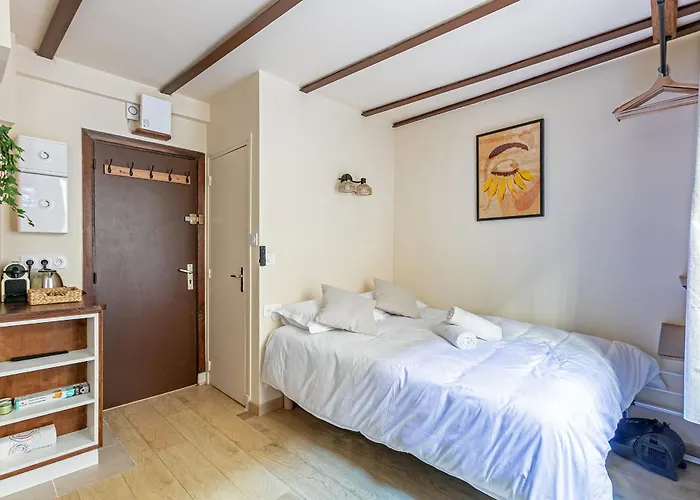 Appartement Champs-elysees Cosy Parijs