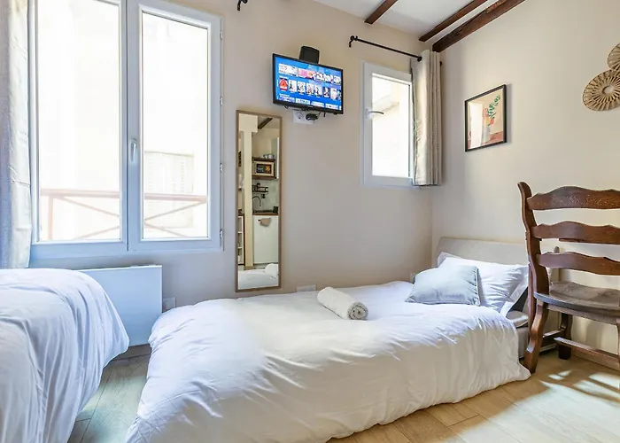 Appartement Champs-elysees Cosy *